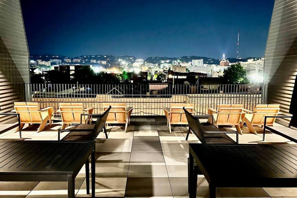 Trendy Condo! Close To Everthing Downtown Birmingham Buitenkant foto
