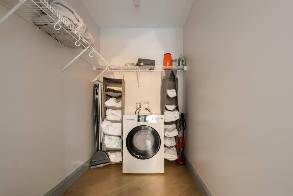 Trendy Condo! Close To Everthing Downtown Birmingham Buitenkant foto