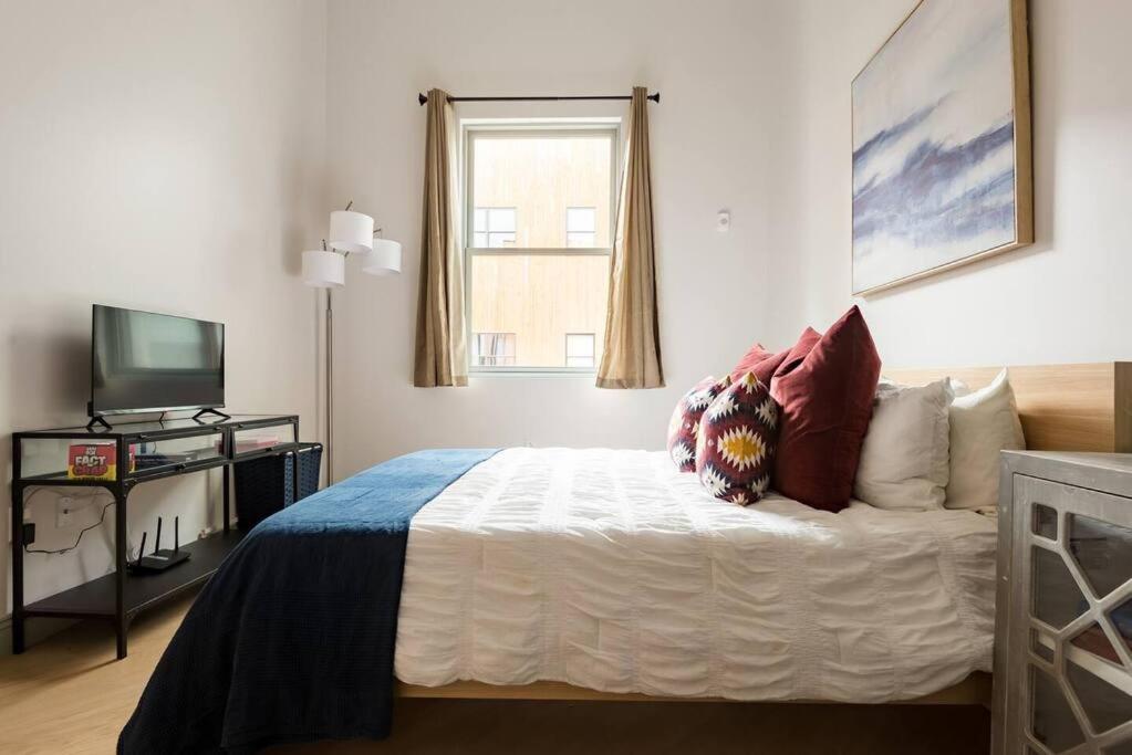 Trendy Condo! Close To Everthing Downtown Birmingham Buitenkant foto